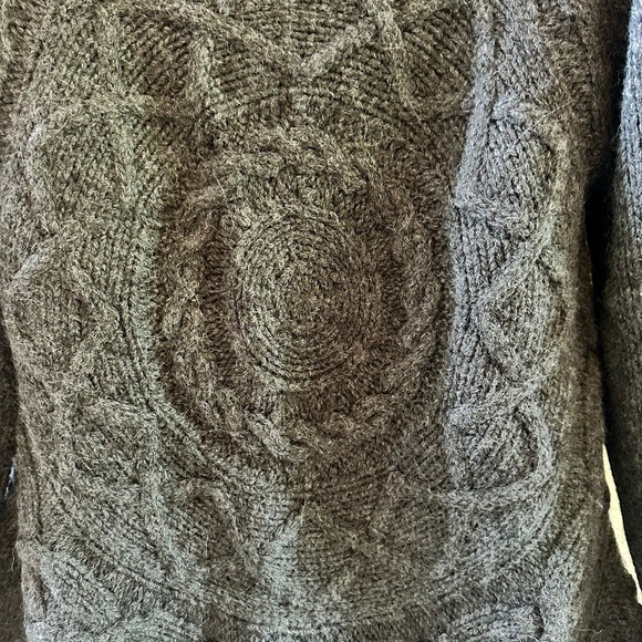 THEORY Insanely Beautiful Gray Abstract Cardigan Sz M (not brand tags) - Picture 4 of 4